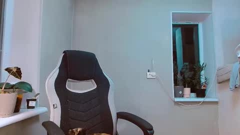 Snapshot of rosa843850 chatting on 11-09-25, 05:44 rosa843850 online show from 11-09-25, 05:44