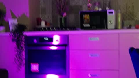 Rose online show from 05-11-26, 03:23