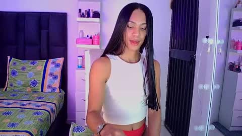 Snapshot of rosalindasexy chatting on 12-05-24, 10:12 Rosalinda online show from 12-05-24, 10:12