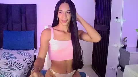 Snapshot of rosalindasexy chatting on 01-07-25, 09:50 Rosalinda online show from 01-07-25, 09:50