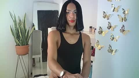 Snapshot of rosalindasexy chatting on 02-11-25, 09:31 Rosalinda online show from 02-11-25, 09:31