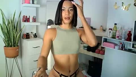 Snapshot of rosalindasexy chatting on 03-11-25, 01:16 Rosalinda online show from 03-11-25, 01:16