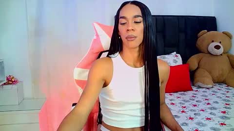 Snapshot of rosalindasexy chatting on 03-07-26, 05:04 Rosalinda online show from 03-07-26, 05:04