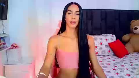 Snapshot of rosalindasexy chatting on 03-15-26, 12:16 Rosalinda online show from 03-15-26, 12:16