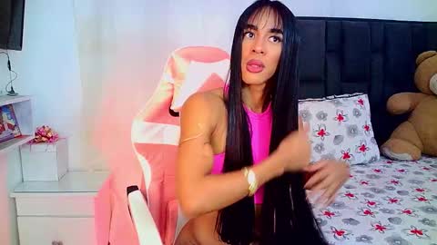 Snapshot of rosalindasexy chatting on 03-16-26, 05:44 Rosalinda online show from 03-16-26, 05:44