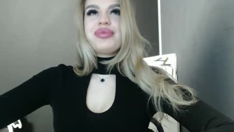 Rosalina online show from 01-14-26, 01:39