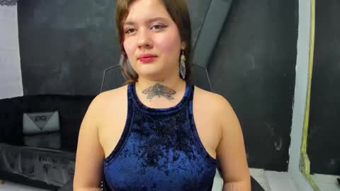 Snapshot of rosalinegrey chatting on 10-16-25, 05:08 Rosaline Grey online show from 10-16-25, 05:08