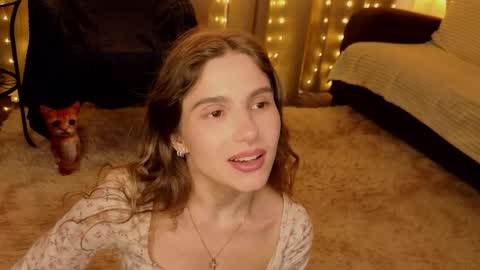 Kylie online show from 05-08-26, 05:18