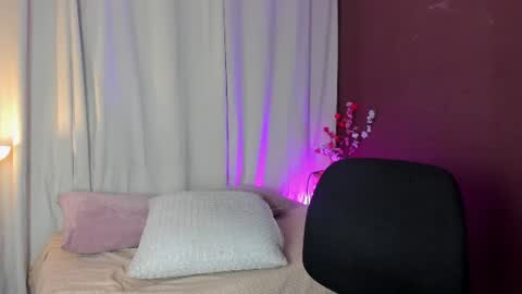 rosario_tijeraxxx online show from 06-18-26, 07:07