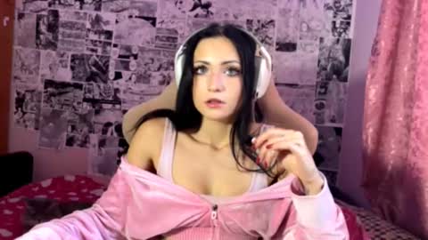 Snapshot of rosastuard chatting on 10-16-25, 07:09 Grace online show from 10-16-25, 07:09