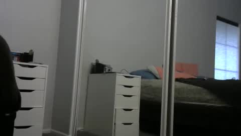 roscoes8 online show from 11-09-25, 02:59