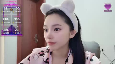 rose online show from 09-28-25, 02:28