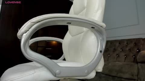 rose__monroe online show from 06-26-26, 07:51