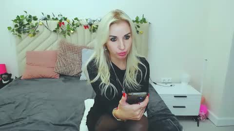 rose  shine online show from 09-25-25, 10:08