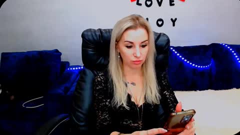 rose  shine online show from 10-18-25, 10:27