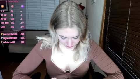 Rose but u can call me princess online show from 01-14-25, 09:51