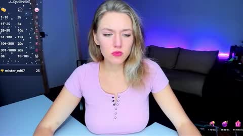 Rose but u can call me princess online show from 10-20-25, 07:47