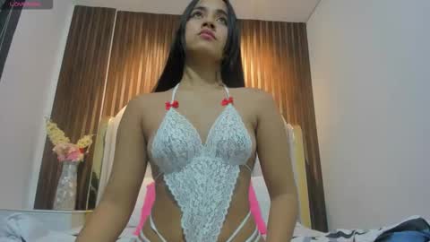 Snapshot of rose_coquette chatting on 09-19-25, 11:22 rose coquette online show from 09-19-25, 11:22
