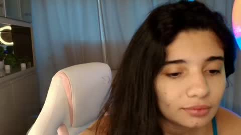 Snapshot of rose_desiree chatting on 06-02-26, 11:01 Rose online show from 06-02-26, 11:01