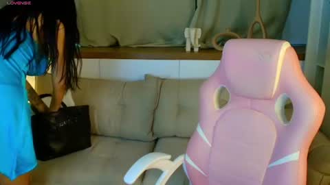 Snapshot of rose_desiree chatting on 06-26-26, 11:03 Rose online show from 06-26-26, 11:03