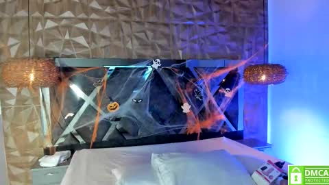 Rose online show from 11-04-25, 04:22