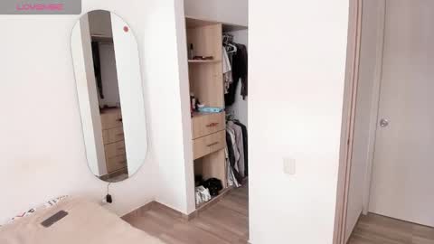 Jhoan Alexis online show from 03-26-26, 05:18