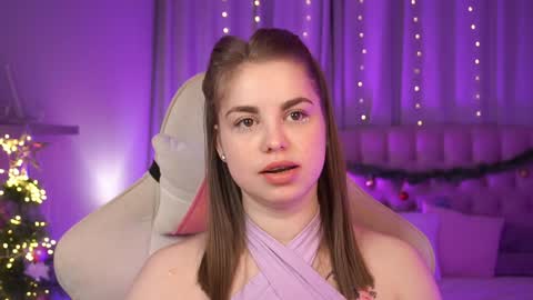 Snapshot of roseallan chatting on 01-04-25, 07:13 Rose online show from 01-04-25, 07:13