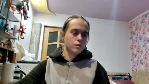 Sophie online show from 02-06-26, 09:23