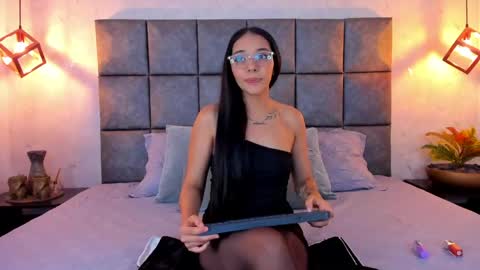 roseaurora online show from 05-11-26, 11:27