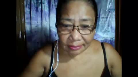 Snapshot of rosebelle66 chatting on 10-06-25, 12:24 rosebelle66 online show from 10-06-25, 12:24