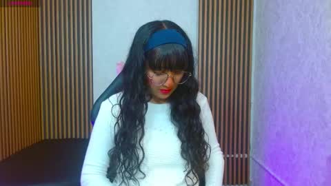 rosee_tay1 online show from 02-08-26, 03:32