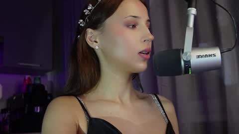 roseess_ online show from 01-18-25, 02:03