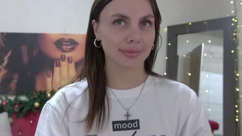 Rose Hubbard online show from 12-15-24, 04:04