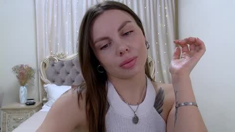 Rose Hubbard online show from 01-22-25, 05:16
