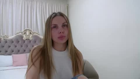 Rose Hubbard online show from 09-17-25, 05:31