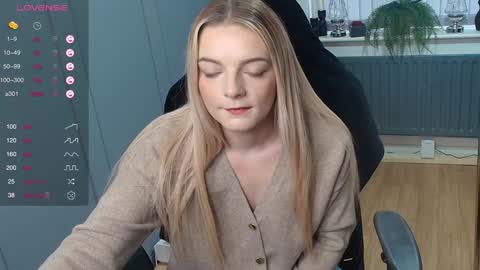 Snapshot of rosekate97 chatting on 12-17-24, 09:17 rose97 online show from 12-17-24, 09:17