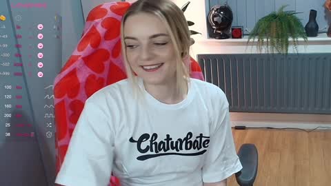 Snapshot of rosekate97 chatting on 01-29-25, 08:35 rose97 online show from 01-29-25, 08:35