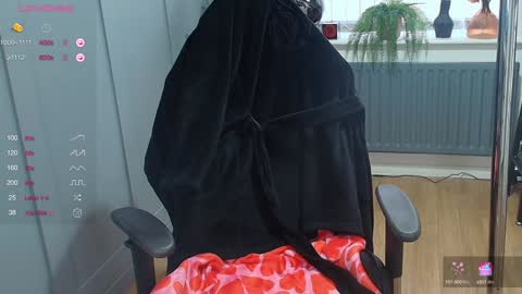 Snapshot of rosekate97 chatting on 02-05-25, 09:04 rose97 online show from 02-05-25, 09:04