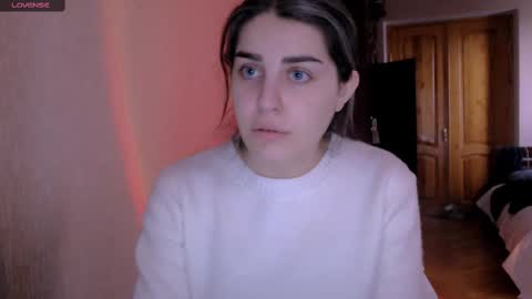 Snapshot of roselina_ chatting on 12-22-24, 12:38 Rose online show from 12-22-24, 12:38