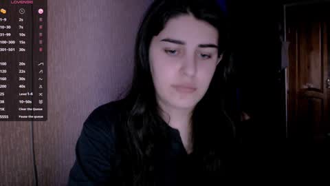 Snapshot of roselina_ chatting on 12-25-24, 01:19 Rose online show from 12-25-24, 01:19