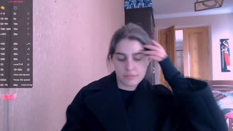 Snapshot of roselina_ chatting on 01-30-25, 12:37 Rose online show from 01-30-25, 12:37