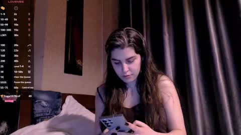 Snapshot of roselina_ chatting on 02-12-25, 02:54 Rose online show from 02-12-25, 02:54
