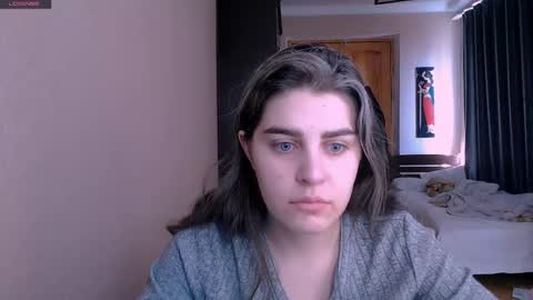 Snapshot of roselina_ chatting on 03-04-25, 07:19 Rose online show from 03-04-25, 07:19