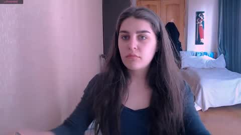 Snapshot of roselina_ chatting on 03-11-25, 09:13 Rose online show from 03-11-25, 09:13