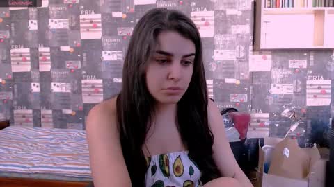 Snapshot of roselina_ chatting on 09-23-25, 07:22 Rose online show from 09-23-25, 07:22