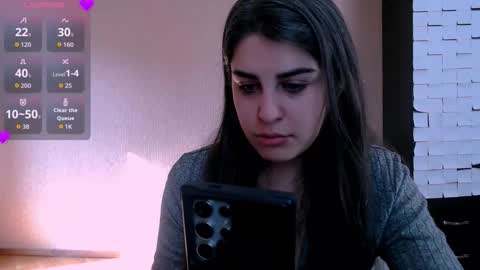 Snapshot of roselina_ chatting on 10-17-25, 06:16 Rose online show from 10-17-25, 06:16