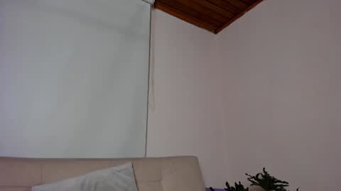 Snapshot of roselinedior chatting on 01-03-25, 03:01 Lyla OF roselinedior online show from 01-03-25, 03:01