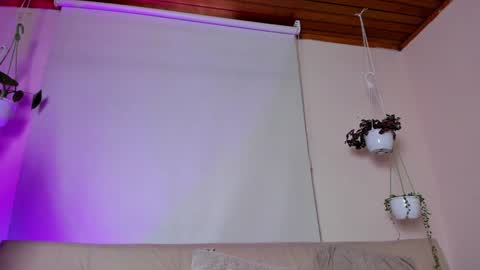 Snapshot of roselinedior chatting on 01-22-25, 03:07 Lyla OF roselinedior online show from 01-22-25, 03:07