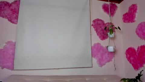 Snapshot of roselinedior chatting on 02-21-25, 07:21 Lyla OF roselinedior online show from 02-21-25, 07:21