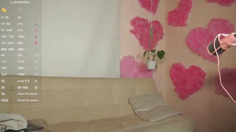 Snapshot of roselinedior chatting on 03-05-25, 02:12 Lyla OF roselinedior online show from 03-05-25, 02:12